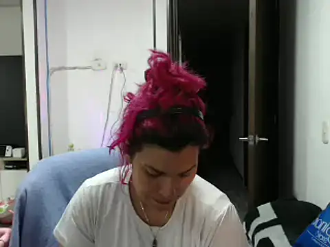 Snapshot of CarolinaRincon chatting on 20, 2, 2025 CarolinaRincon online show from 20, 2, 2025