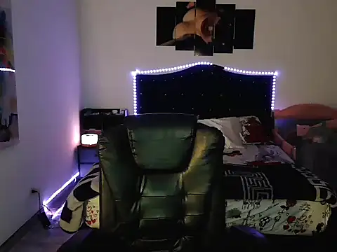 Snapshot of CarolinaRincon chatting on 3, 10, 2025 CarolinaRincon online show from 3, 10, 2025