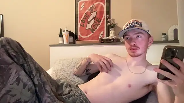 Snapshot of younghungginger chatting on 22, 1, 2025 younghungginger online show from 22, 1, 2025