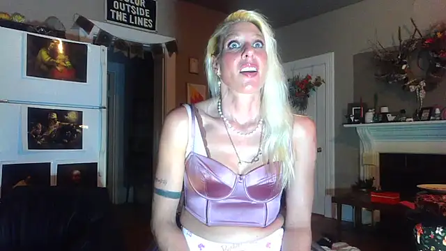 Glamazonx online show from 5, 11, 2025