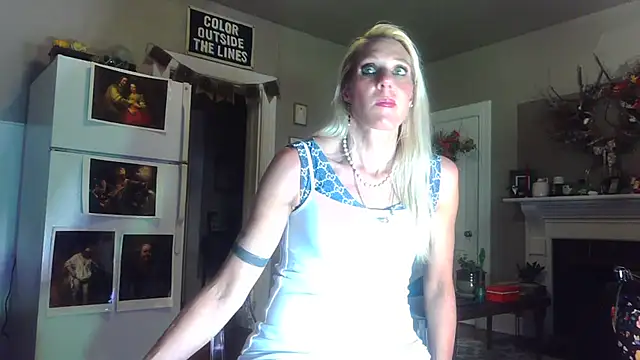 Glamazonx online show from 10, 11, 2025