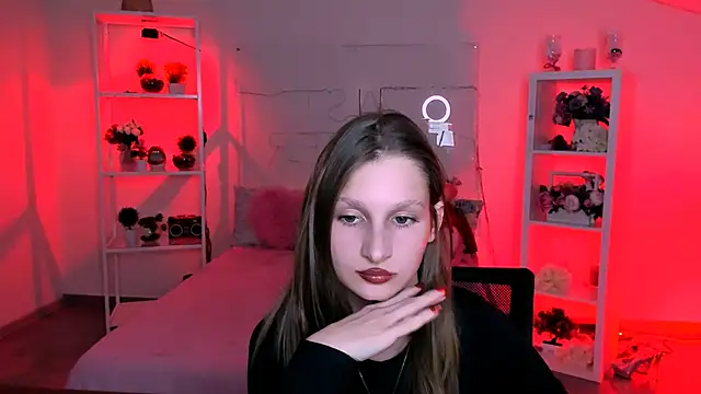 EllaHorton online show from 29, 1, 2025