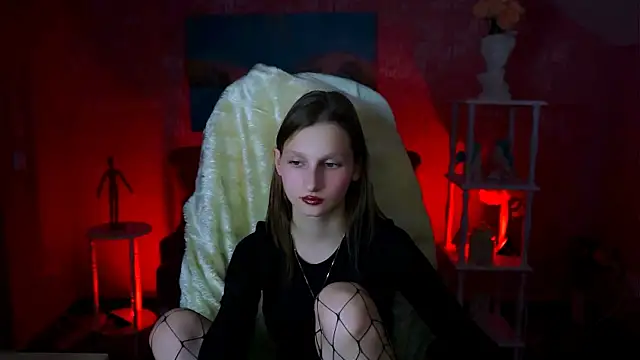 EllaHorton online show from 29, 1, 2025