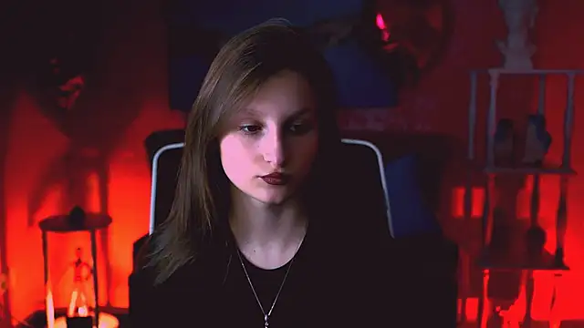 EllaHorton online show from 21, 3, 2025