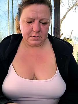 Snapshot of jusichka chatting on 22, 4, 2026 jusichka online show from 22, 4, 2026