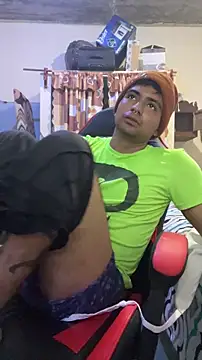 yObal-hot online show from 27, 4, 2026