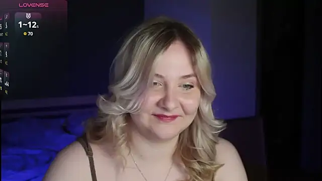 Snapshot of sensual_girrrl chatting on 14, 4, 2026 sensual girrrl online show from 14, 4, 2026