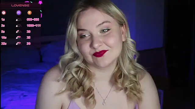 Snapshot of sensual_girrrl chatting on 24, 5, 2026 sensual girrrl online show from 24, 5, 2026