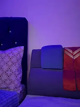 PaulinaSanders X online show from 14, 2, 2025