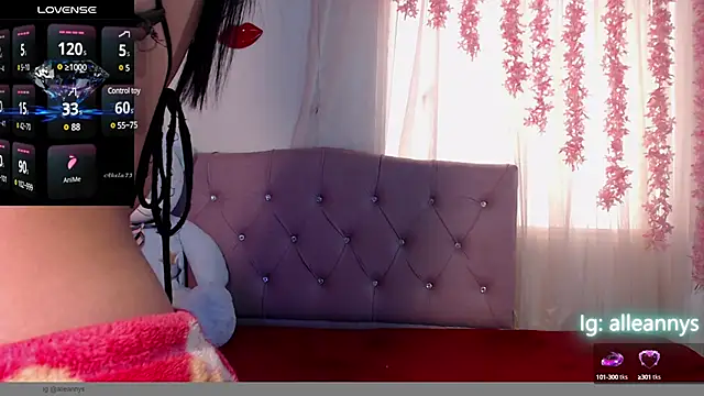 Alleanys Cristal online show from 3, 3, 2025