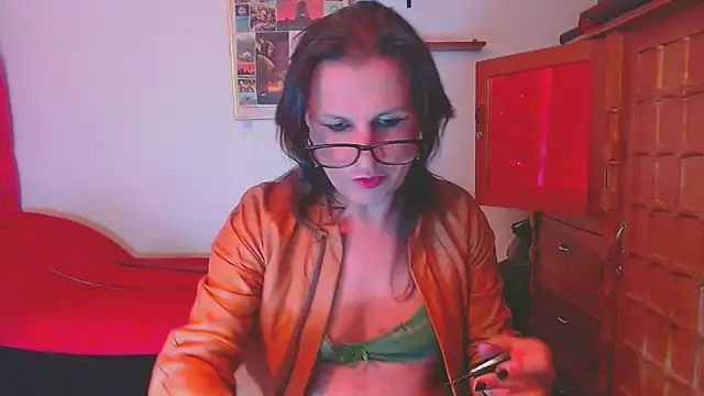 LorenJade online show from 28, 10, 2025