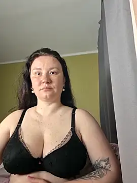 Snapshot of AlexaLexie chatting on 17, 5, 2026 AlexaLexie online show from 17, 5, 2026