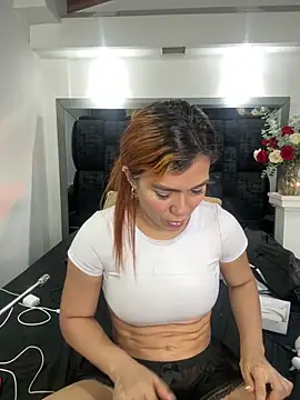 Snapshot of Arianna_Jones1 chatting on 19, 5, 2026 Arianna Jones1 online show from 19, 5, 2026