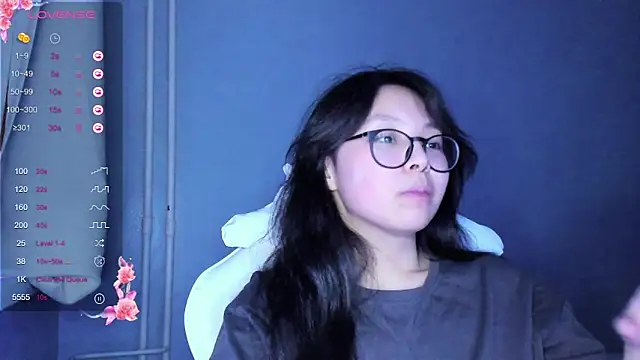 Snapshot of maydaykimmy chatting on 18, 12, 2024 maydaykimmy online show from 18, 12, 2024