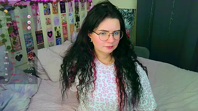 Snapshot of ss-katekisa-ss chatting on 11, 10, 2025 ss-katekisa-ss online show from 11, 10, 2025