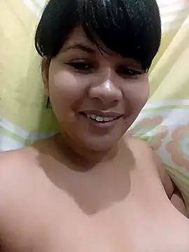 Snapshot of Yara0k chatting on 13, 1, 2025 Yara0k online show from 13, 1, 2025