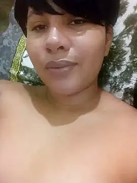 Snapshot of Yara0k chatting on 16, 1, 2025 Yara0k online show from 16, 1, 2025