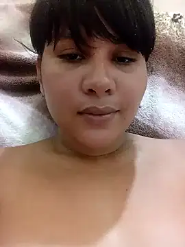 Snapshot of Yara0k chatting on 24, 1, 2025 Yara0k online show from 24, 1, 2025