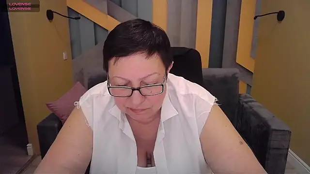 BarbaraTurners online show from 5, 2, 2025