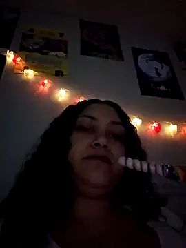 honeeyyy pot online show from 11, 1, 2025