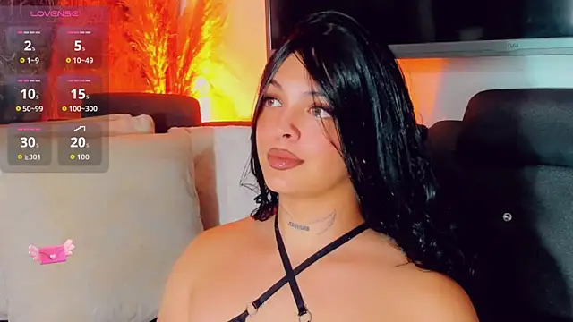 Snapshot of Emmaa_Saenz_ chatting on 23, 5, 2026 Emmaa Saenz online show from 23, 5, 2026