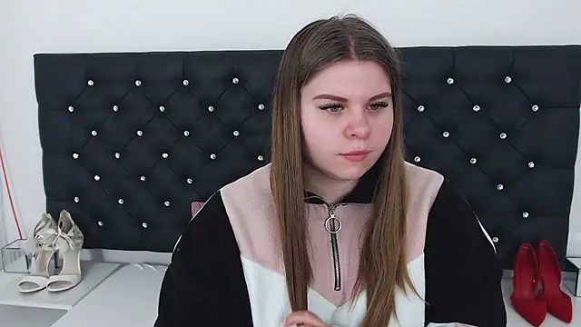 Snapshot of AbbyPleasure chatting on 19, 2, 2025 AbbyPleasure online show from 19, 2, 2025