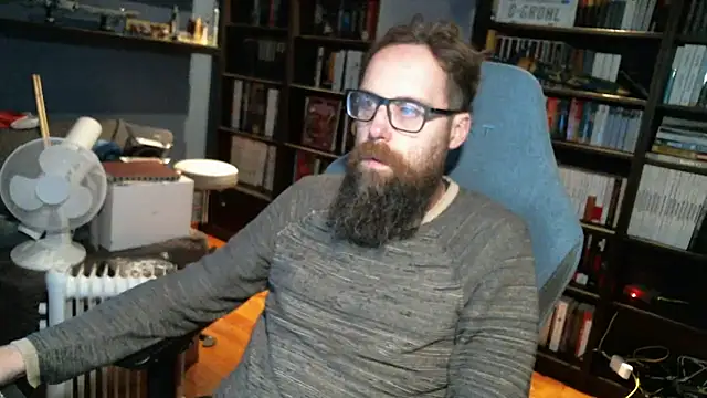 Snapshot of MeSteff chatting on 5, 12, 2024 MeSteff online show from 5, 12, 2024