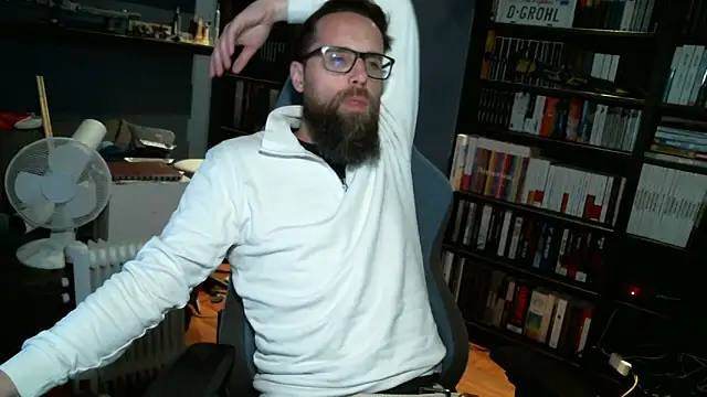 Snapshot of MeSteff chatting on 21, 12, 2024 MeSteff online show from 21, 12, 2024