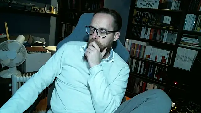 Snapshot of MeSteff chatting on 25, 12, 2024 MeSteff online show from 25, 12, 2024