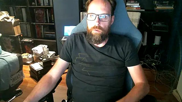 Snapshot of MeSteff chatting on 10, 9, 2025 MeSteff online show from 10, 9, 2025