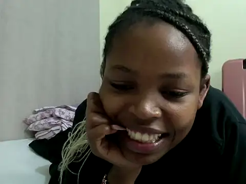 queen-sasha online show from 6, 3, 2026