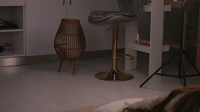 Snapshot of ButterflyLeah chatting on 18, 12, 2025 ButterflyLeah online show from 18, 12, 2025