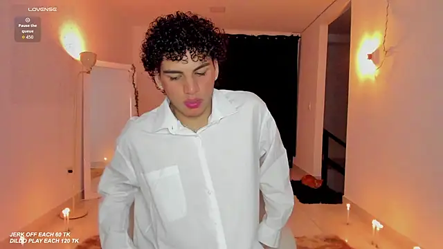 Curlblue online show from 30, 10, 2025