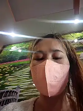 Snapshot of zizi_public chatting on 8, 1, 2025 zizi public online show from 8, 1, 2025