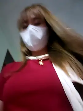 Snapshot of zizi_public chatting on 15, 2, 2025 zizi public online show from 15, 2, 2025