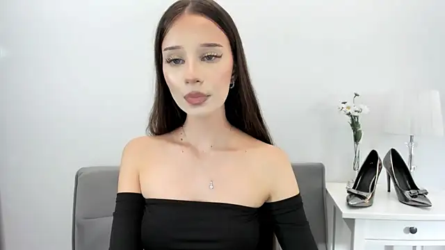 EmilyDarling online show from 13, 10, 2025