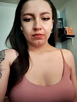 Snapshot of Paudelatorre chatting on 21, 2, 2025 Paudelatorre online show from 21, 2, 2025