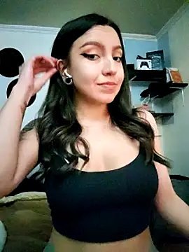 Snapshot of Paudelatorre chatting on 15, 3, 2025 Paudelatorre online show from 15, 3, 2025