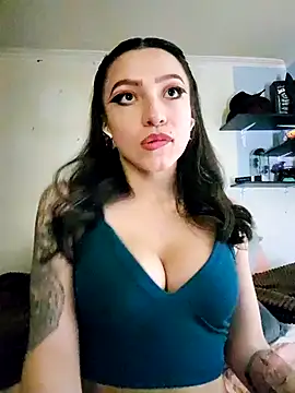 Snapshot of Paudelatorre chatting on 23, 4, 2026 Paudelatorre online show from 23, 4, 2026