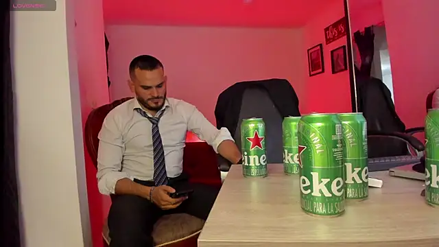 Snapshot of thesexlawyer1 chatting on 4, 11, 2025 thesexlawyer1 online show from 4, 11, 2025