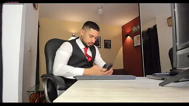 Snapshot of thesexlawyer1 chatting on 29, 11, 2025 thesexlawyer1 online show from 29, 11, 2025