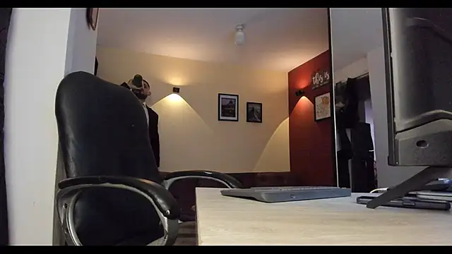 Snapshot of thesexlawyer1 chatting on 3, 12, 2025 thesexlawyer1 online show from 3, 12, 2025