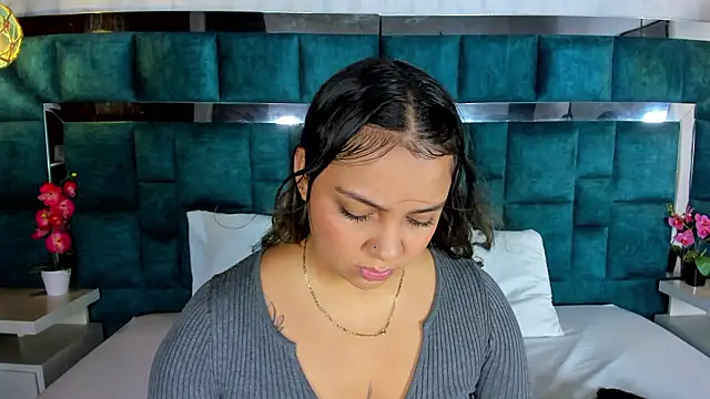 Snapshot of Abril_Gomez06 chatting on 18, 3, 2026 Abril Gomez06 online show from 18, 3, 2026