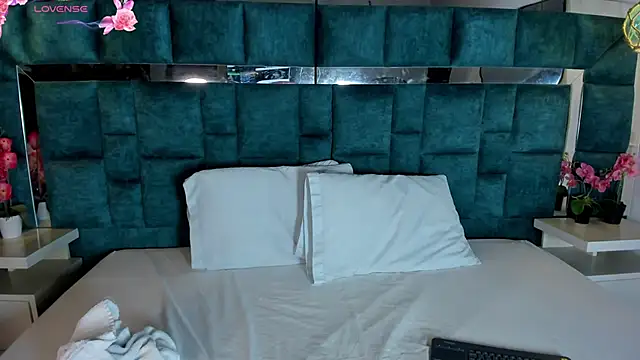 Snapshot of Abril_Gomez06 chatting on 3, 6, 2026 Abril Gomez06 online show from 3, 6, 2026