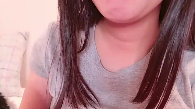 Snapshot of _Sakiii_ chatting on 29, 9, 2025 Sakiii online show from 29, 9, 2025