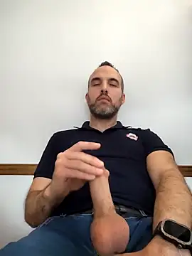 leon3875 online show from 27, 11, 2025