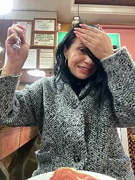 Snapshot of KimKelly13 chatting on 19, 1, 2026 KimKelly13 online show from 19, 1, 2026