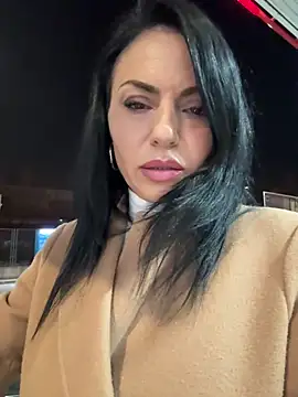 KimKelly13 online show from 4, 3, 2026