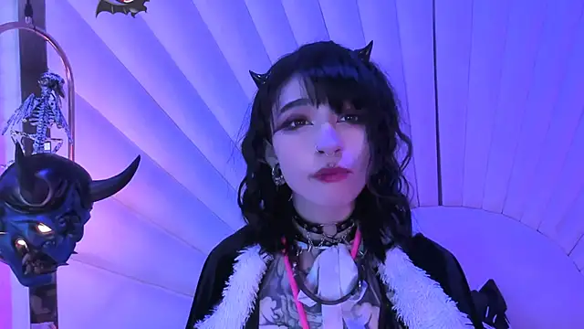 zephirahabney online show from 22, 12, 2024