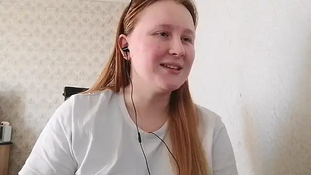 Anika Lipps online show from 7, 3, 2025